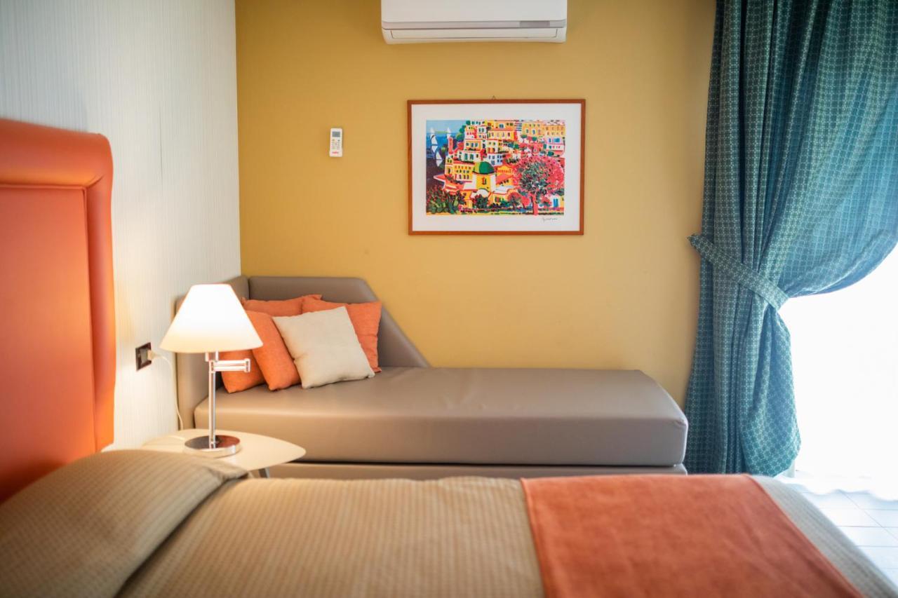 Athenaeum Hotel 3*