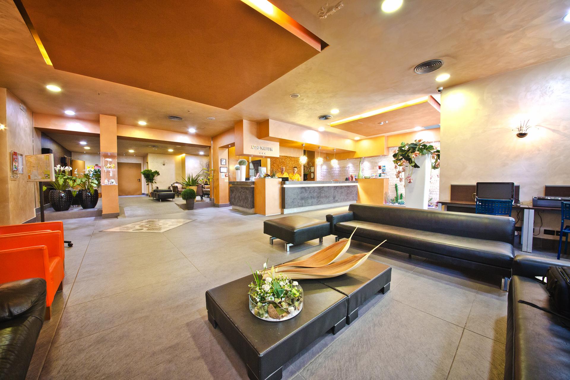 Athenaeum Hotel 3*