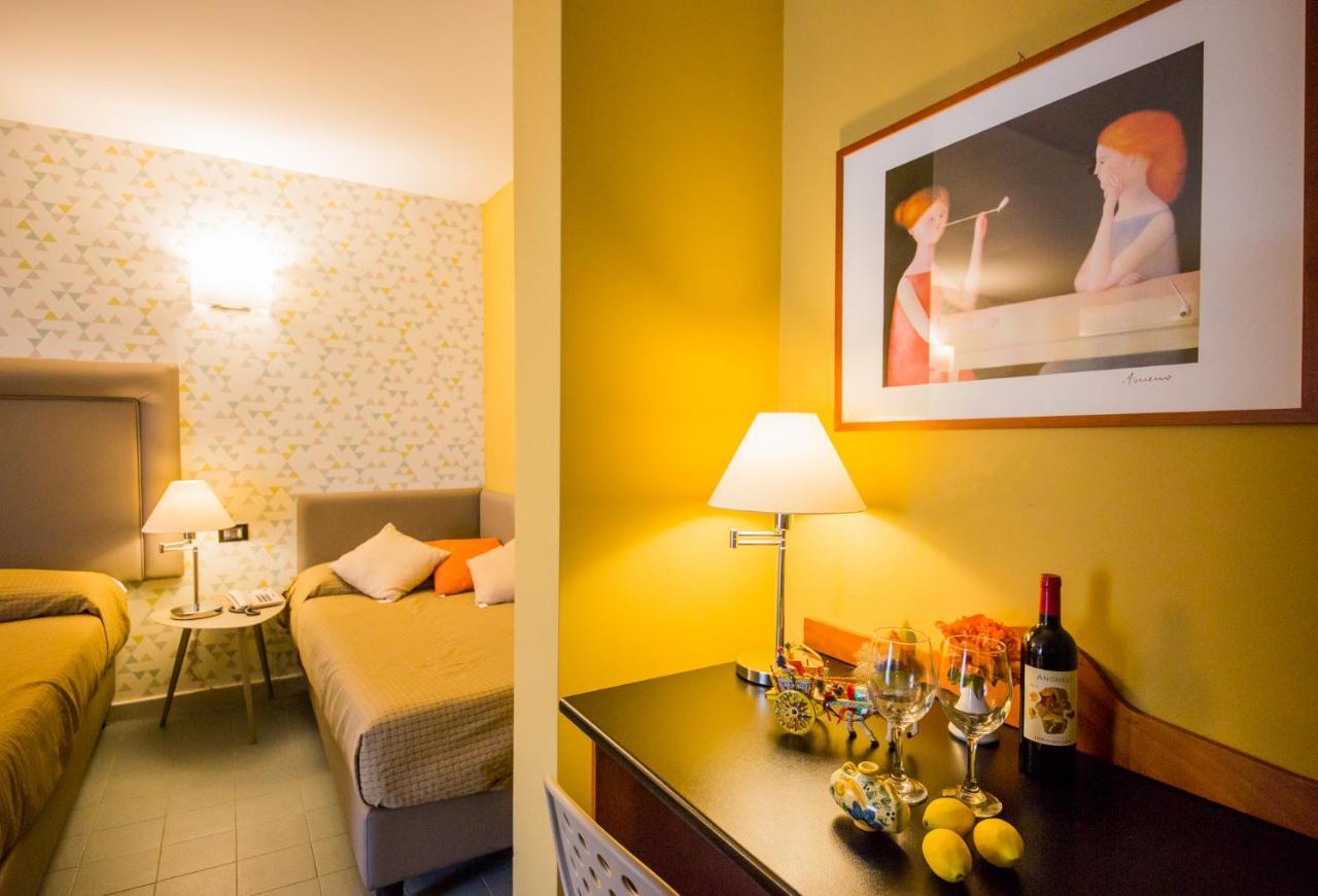 Athenaeum 3*